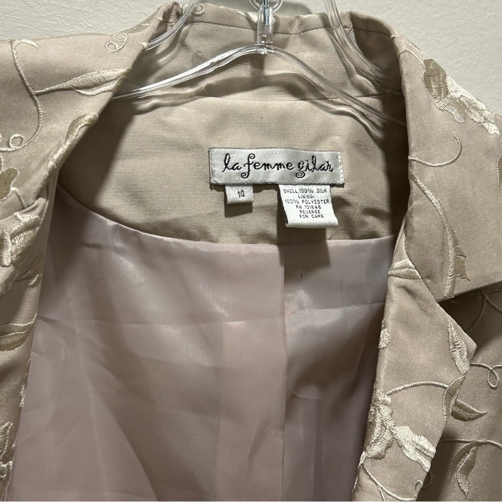 La Femme Cream Silk Midi Coat Fully Lined Covered with Embroidery - Size 14 - Picture 5 of 10